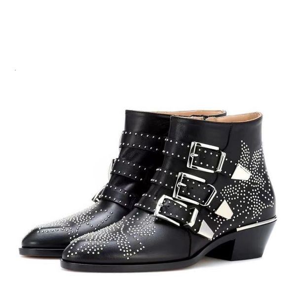 boots real leather ankle boots women round toe rivet flower short boots cowhide thick heel low heel women's shoes size 45 230324, Black
boots real leather ankle boots women round toe rivet flower short boots cowhide thick heel low heel women's shoes size 45 230324, Black