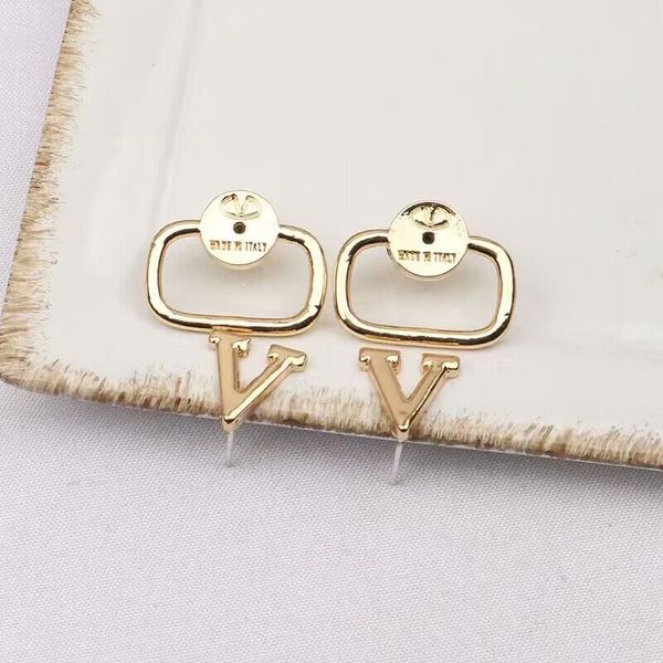 23ss 20style mixed brand designer letters stud hoop 18k gold plated 925 silver circle women crystal earring party jewerlry, Golden;silver
23ss 20style mixed brand designer letters stud hoop 18k gold plated 925 silver circle women crystal earring party jewerlry, Golden;silver