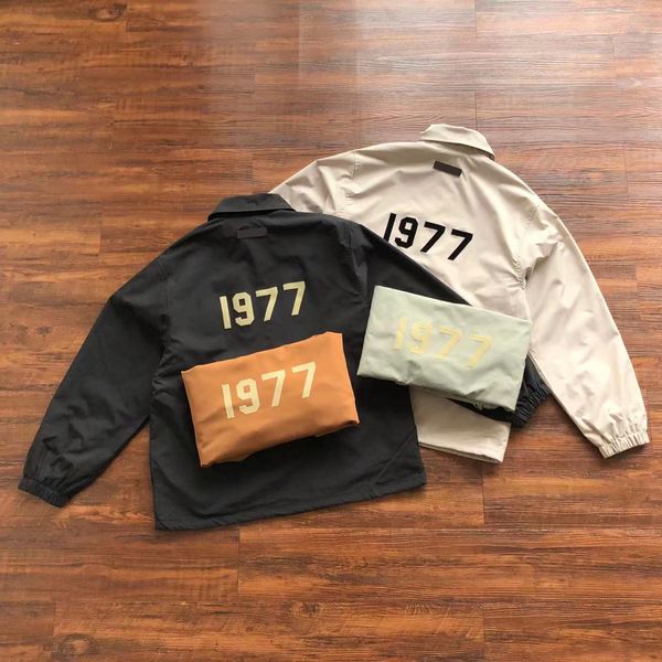 men's jackets essentials 1977 flocking print coat coach jacket coats fog varsity jacket designer brand lapel jacket size s-xl, Black;brown
men's jackets essentials 1977 flocking print coat coach jacket coats fog varsity jacket designer brand lapel jacket size s-xl, Black;brown