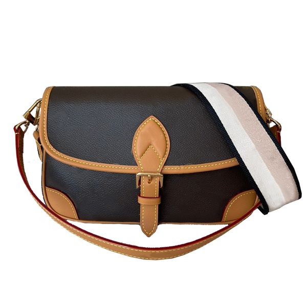 7a designer bags handbag new m45985 webbing one shoulder messenger underarm bag fashion classic women's genuine leather bag luxury cust
7a designer bags handbag new m45985 webbing one shoulder messenger underarm bag fashion classic women's genuine leather bag luxury cust