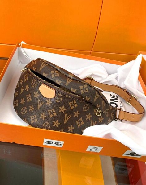 luxurys designers bumbag women men bum bags belt waist purses chest bag crossbody classic woman cross body handbags leather lady shoulder ba
luxurys designers bumbag women men bum bags belt waist purses chest bag crossbody classic woman cross body handbags leather lady shoulder ba