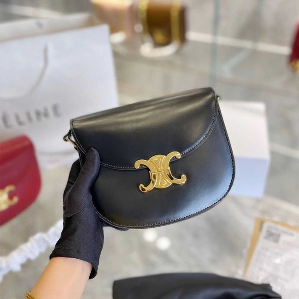 designer bags celies autumn and winter postman's bag half round bag solid shoulder bag western style bag
designer bags celies autumn and winter postman's bag half round bag solid shoulder bag western style bag