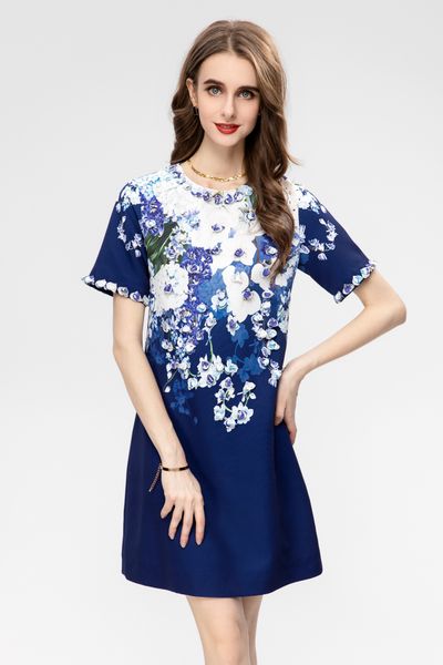 casual dress original designer flower print handmade beading and jacquard decoration spring/summer 2023 short sleeve loose round neck dress, Black;gray
casual dress original designer flower print handmade beading and jacquard decoration spring/summer 2023 short sleeve loose round neck dress, Black;gray