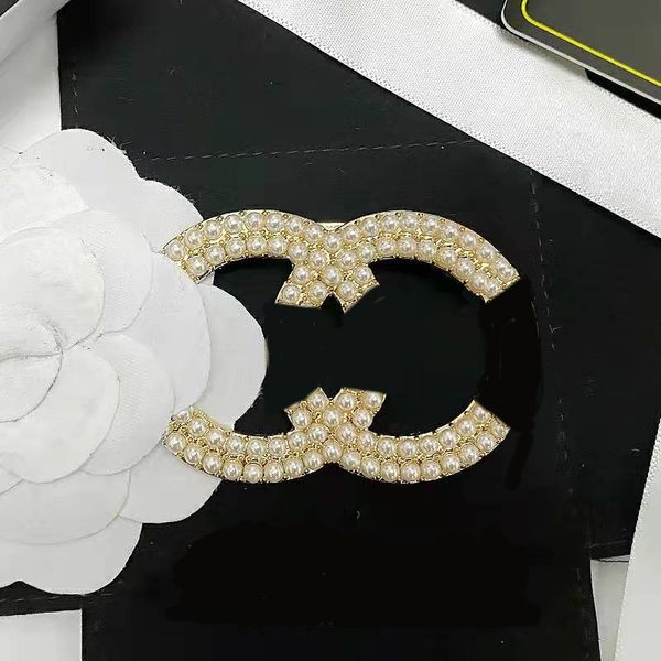 grace luxury brand letter brooch designer brooches full pearl for women charm jewelry accessorie wedding gift high quality, Gray
grace luxury brand letter brooch designer brooches full pearl for women charm jewelry accessorie wedding gift high quality, Gray