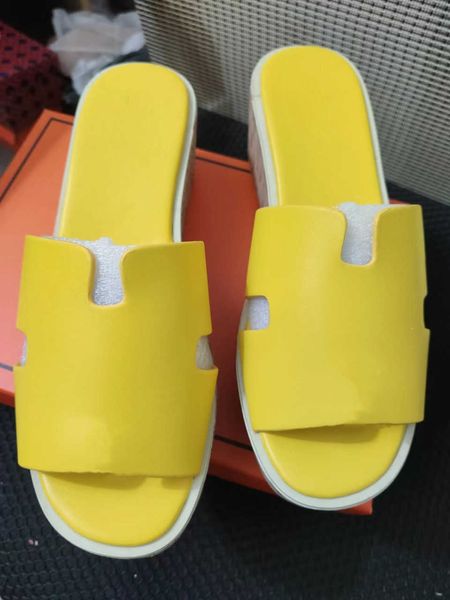 designer h sandals leather high heel classic legend sandal casual flat wedge heel platform shoes women slippers summer beach slides 35-40, Black
designer h sandals leather high heel classic legend sandal casual flat wedge heel platform shoes women slippers summer beach slides 35-40, Black