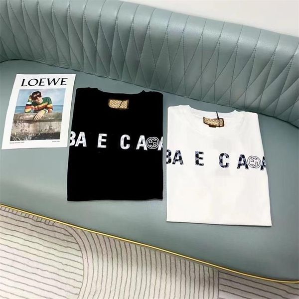 spring/summer 2023 new luxury t-shirt mens designer letter print loose versatile short sleeve t-shirt couple asian size, White;black
spring/summer 2023 new luxury t-shirt mens designer letter print loose versatile short sleeve t-shirt couple asian size, White;black