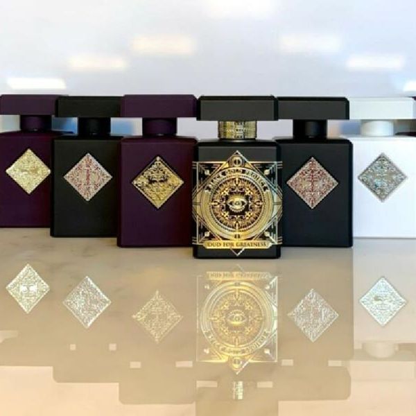 luxuries designer designer perfumes oud for greatness black gold parfum 90ml woman fragrance edp parfums fast ship
luxuries designer designer perfumes oud for greatness black gold parfum 90ml woman fragrance edp parfums fast ship