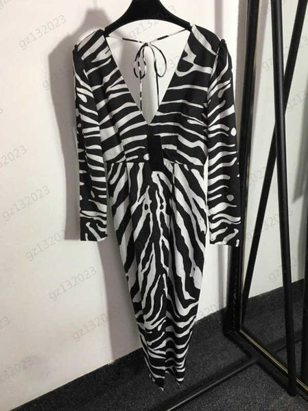 womens dresses zebra print back neck lace-up design v-neck dress side slit design slim version designer trend maxiskit women clothing summer, Black;gray
womens dresses zebra print back neck lace-up design v-neck dress side slit design slim version designer trend maxiskit women clothing summer, Black;gray