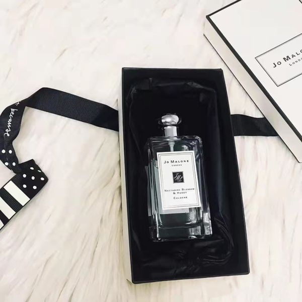 private label perfume for women deodorant lasting fashion lady flower fragrance 100ml nectarine blossom honey
private label perfume for women deodorant lasting fashion lady flower fragrance 100ml nectarine blossom honey