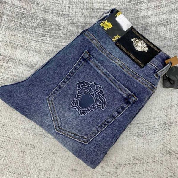 men's jeans designer high version vers jeans men pants classic medusa embroidered casual mens trousers plus size fashion straight jeans, Blue
men's jeans designer high version vers jeans men pants classic medusa embroidered casual mens trousers plus size fashion straight jeans, Blue