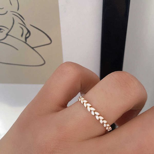 band rings kinel 2021 fashion 585 rose gold ring for women exquisite korean white enamel leaf rings bride wedding fine jewelry wholesale aa2, Silver
band rings kinel 2021 fashion 585 rose gold ring for women exquisite korean white enamel leaf rings bride wedding fine jewelry wholesale aa2, Silver