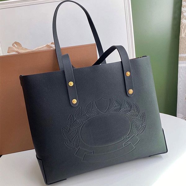 leather handbag tote bag large capacity pocket shoulder bags genuine leather internal plaid embossed badge zipper inner pocket 35cm
leather handbag tote bag large capacity pocket shoulder bags genuine leather internal plaid embossed badge zipper inner pocket 35cm