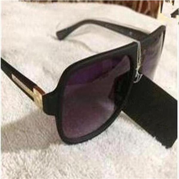 new classic retro designer sunglasses fashion trend 9286 sun glasses anti-glare uv400 casual eyeglasses for women 37i, White;black
new classic retro designer sunglasses fashion trend 9286 sun glasses anti-glare uv400 casual eyeglasses for women 37i, White;black