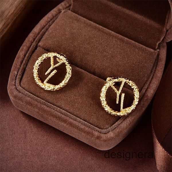 stud designers stud luxury designer jewelry ear studs hoop earrings famous simple earring fashion women wedding party jewellery pearl 2351l, Golden;silver
stud designers stud luxury designer jewelry ear studs hoop earrings famous simple earring fashion women wedding party jewellery pearl 2351l, Golden;silver