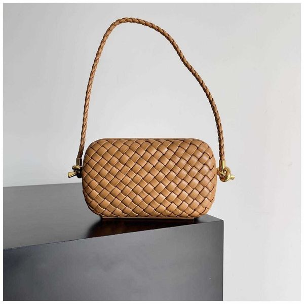 shoulder bags designer crobody bag women straddle flip handbag stripes leather 2022 pp woven bag
shoulder bags designer crobody bag women straddle flip handbag stripes leather 2022 pp woven bag