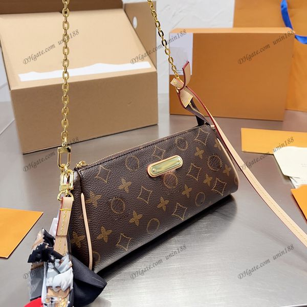 23ss women shoulde bags subaxillary bag leather diagonal crossbody bag for ladies luxury designer handbags sports outdoor travel wallet pouc
23ss women shoulde bags subaxillary bag leather diagonal crossbody bag for ladies luxury designer handbags sports outdoor travel wallet pouc