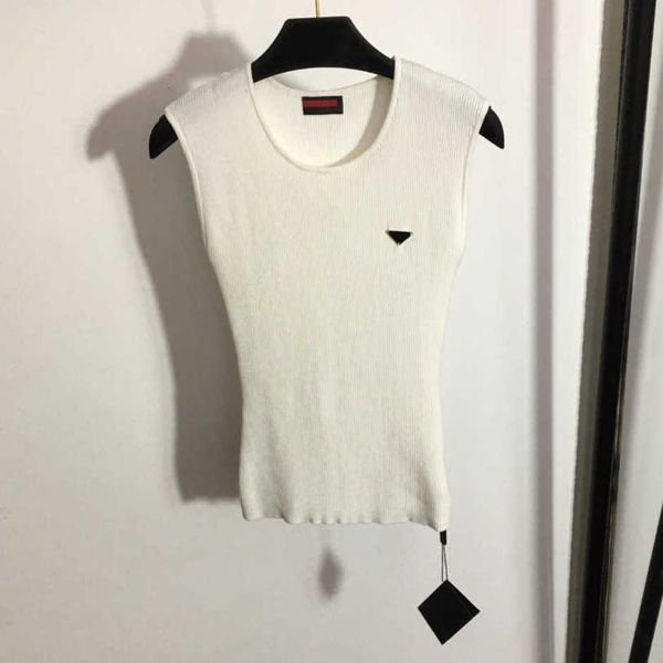 23ss designer clothes women tank t shirt brand round neck knitting slim knit vest t-shirt fashion women clothing a1, Black;white
23ss designer clothes women tank t shirt brand round neck knitting slim knit vest t-shirt fashion women clothing a1, Black;white