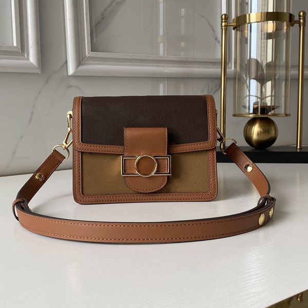 7a designer bags handbag chain bag 2023 new mailman's bag metis m44580 one shoulder messenger underarm bag fashion classic women's
7a designer bags handbag chain bag 2023 new mailman's bag metis m44580 one shoulder messenger underarm bag fashion classic women's