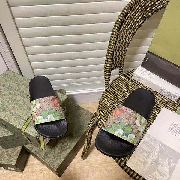 women flat slippers luxurys sandals girl slides floral pattern casual slipper summer fashion ladies beach slipper slide, Black
women flat slippers luxurys sandals girl slides floral pattern casual slipper summer fashion ladies beach slipper slide, Black