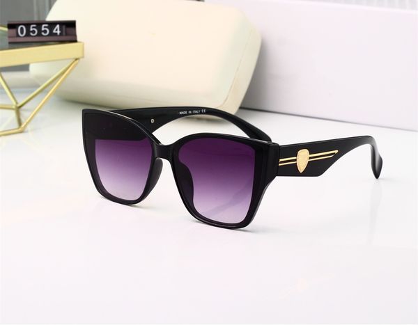 sunglasses for women summer 2023 news style anti-ultraviolet retro plate oval full frame glasses random box 0554, White;black
sunglasses for women summer 2023 news style anti-ultraviolet retro plate oval full frame glasses random box 0554, White;black