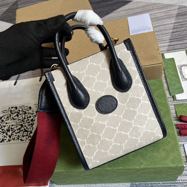 699406 designer pack fashion compact crossbody bag mobile phone bag classic portable tote vintage shoulder bag
699406 designer pack fashion compact crossbody bag mobile phone bag classic portable tote vintage shoulder bag