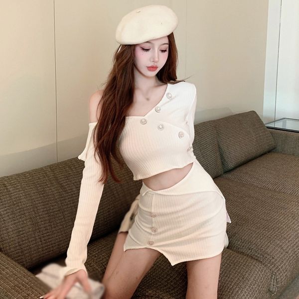 two piece dress 2 pieces set women crop long sleeve mini bodycon skirt suit korean style hole knitted cardigan with 230324, White
two piece dress 2 pieces set women crop long sleeve mini bodycon skirt suit korean style hole knitted cardigan with 230324, White