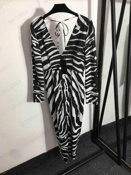 womens dresses zebra print back neck lace-up design v-neck dress side slit design slim version designer trend maxiskit women clothing summer, Black;gray
womens dresses zebra print back neck lace-up design v-neck dress side slit design slim version designer trend maxiskit women clothing summer, Black;gray
