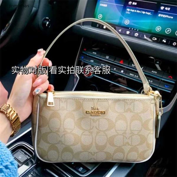 2023new fashion bags 70% factory direct sales wholesale retail2022 exclusive kou family pattern tiger old flower mahjong bag classic pearl c
2023new fashion bags 70% factory direct sales wholesale retail2022 exclusive kou family pattern tiger old flower mahjong bag classic pearl c