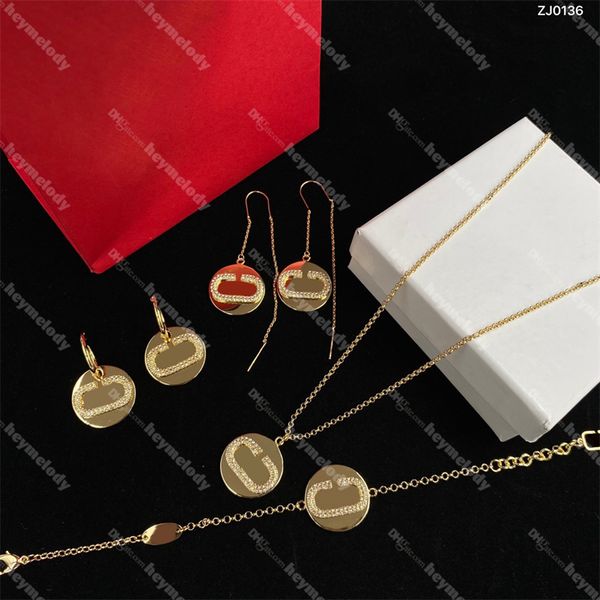 gold link bracelet letter necklace classic fashion love bracelet with diamonds for women girl jewelry set lovers gifts, Black
gold link bracelet letter necklace classic fashion love bracelet with diamonds for women girl jewelry set lovers gifts, Black