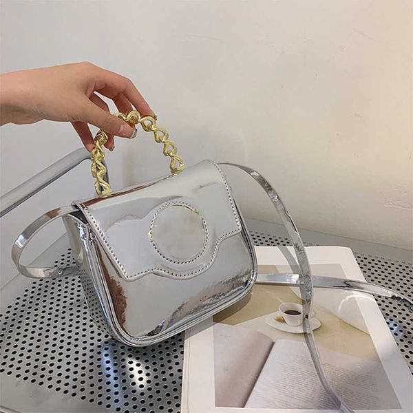 2023 designer handbags women crossbody bags fashion distinctive light luxury one shoulder cross body portable versatile small square bag 230
2023 designer handbags women crossbody bags fashion distinctive light luxury one shoulder cross body portable versatile small square bag 230