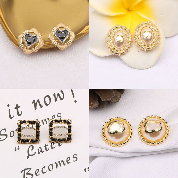 23ss 20style mixed brand designer double letters stud simple 18k gold plated 925 silver circle women crystal rhinestone pearl earring weddin, Golden;silver
23ss 20style mixed brand designer double letters stud simple 18k gold plated 925 silver circle women crystal rhinestone pearl earring weddin, Golden;silver