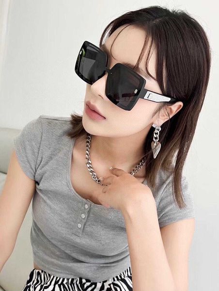 2023 new brand baseball sunglasses women fashion designer sunglasses sliced frame imported pola baoli hd polarized lens metal logo mosaic mi, White;black
2023 new brand baseball sunglasses women fashion designer sunglasses sliced frame imported pola baoli hd polarized lens metal logo mosaic mi, White;black