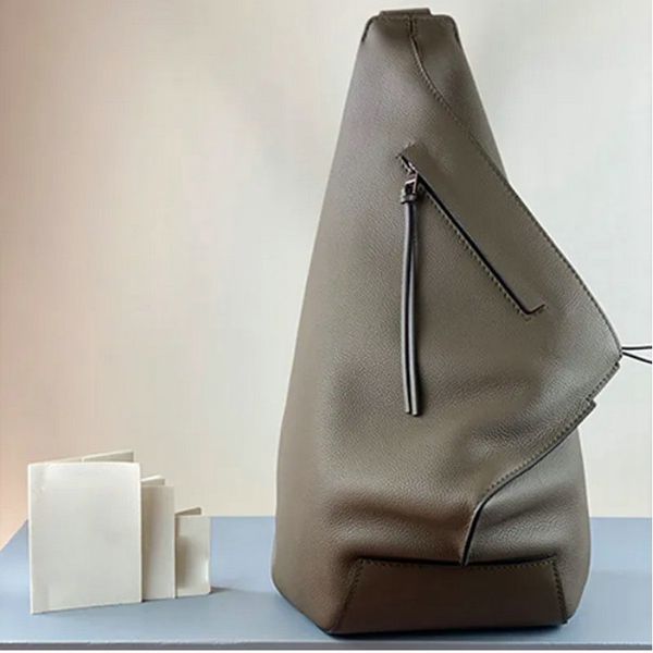 designer waist bag men's crossbody bags leather shoulder bag holiday zipper fashion messenger bags 47cm large purse letter p
designer waist bag men's crossbody bags leather shoulder bag holiday zipper fashion messenger bags 47cm large purse letter p