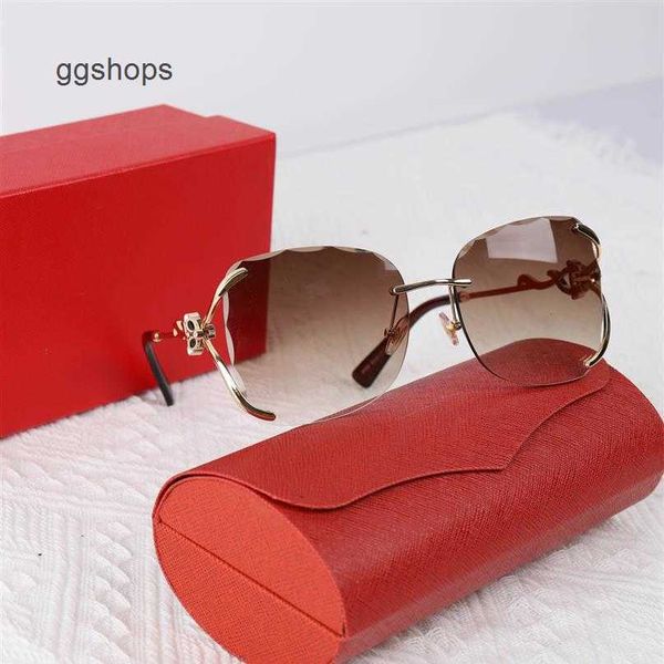 2021 designer sunglasses luxury sun glasses fashion brand man glass driving adumbral with box298o, White;black
2021 designer sunglasses luxury sun glasses fashion brand man glass driving adumbral with box298o, White;black