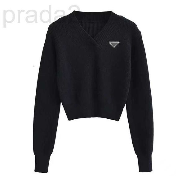 women's sweaters designer sweater swweater autumn embroidery sweaters v-neck pullover fashion long sleeve jumper women jacquard solid c, White;black
women's sweaters designer sweater swweater autumn embroidery sweaters v-neck pullover fashion long sleeve jumper women jacquard solid c, White;black
