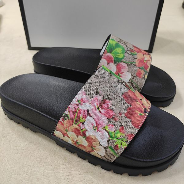 designer slides mens women slippers summer sandal beach slide flat platform ladies home fashion shoes flip flops striped tiger bee causal sl, Black
designer slides mens women slippers summer sandal beach slide flat platform ladies home fashion shoes flip flops striped tiger bee causal sl, Black