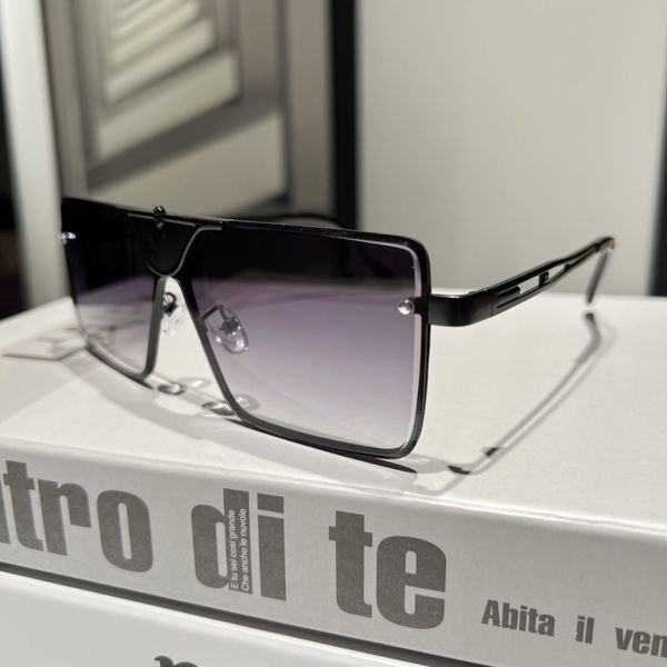 2023 luxury sunglasses polaroid lens designer womens mens goggle senior eyewear for women eyeglasses frame vintage metal sun glasses with bo, White;black
2023 luxury sunglasses polaroid lens designer womens mens goggle senior eyewear for women eyeglasses frame vintage metal sun glasses with bo, White;black