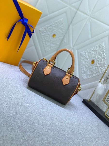 messenger bag single shoulder bag designer bag fashion luxurious classic corium storage card package womens bags single leather handbag leis
messenger bag single shoulder bag designer bag fashion luxurious classic corium storage card package womens bags single leather handbag leis