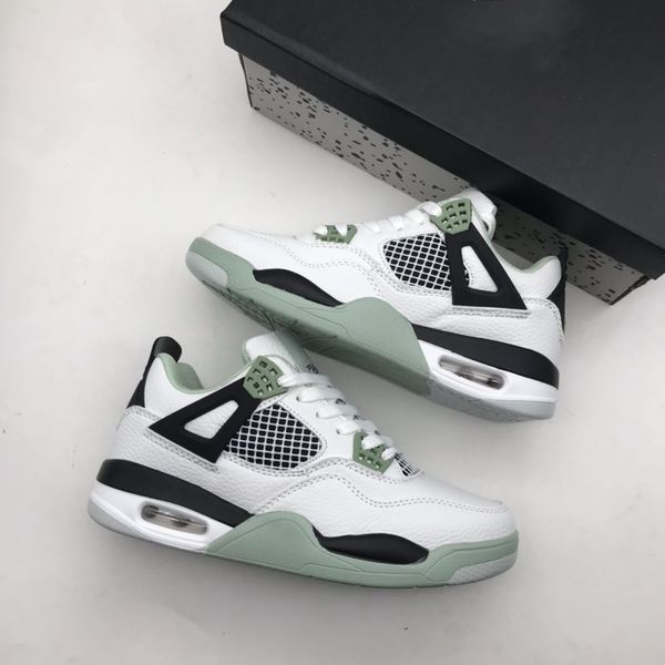with box designer 2023 new spring summer fashion men women casual shoes low cut lace-up lightweight sneakers outdoor comfortable non-slip wa, Black
with box designer 2023 new spring summer fashion men women casual shoes low cut lace-up lightweight sneakers outdoor comfortable non-slip wa, Black