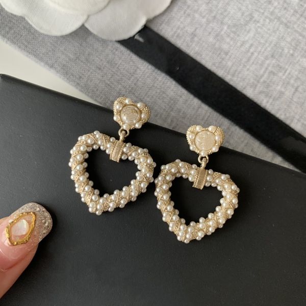 18k gold plated stud 925 silver luxury brand designers letters stud eardrop round geometric famous women pearl dseigner heart earring weddin, Golden;silver
18k gold plated stud 925 silver luxury brand designers letters stud eardrop round geometric famous women pearl dseigner heart earring weddin, Golden;silver