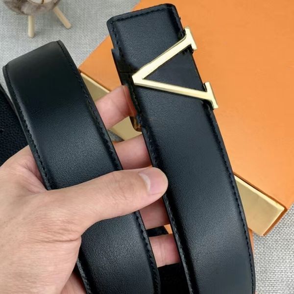 fashion men big button smooth belts classic designers womens mens v letter button casual belt width 3.8cm wholesale, Black;brown
fashion men big button smooth belts classic designers womens mens v letter button casual belt width 3.8cm wholesale, Black;brown
