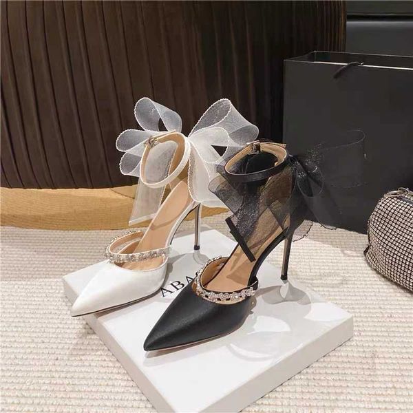 dress shoes 2022 womens rhinestones crystal shoes wedding bridal party black white women shoes pointy toe bow mesh stilettos high heel g2303
dress shoes 2022 womens rhinestones crystal shoes wedding bridal party black white women shoes pointy toe bow mesh stilettos high heel g2303