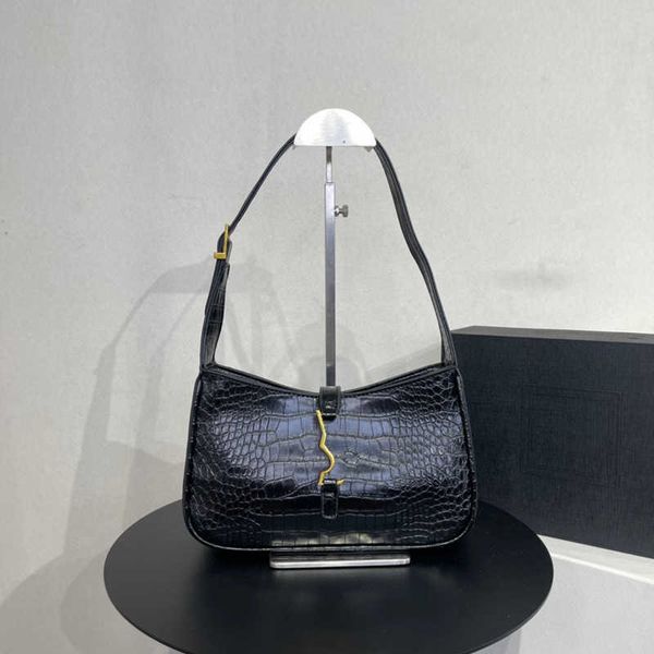 designer fashion bag new same a metal buckle letter hobo small square y s bag one shoulder handheld women's bag belt loulou bag black
designer fashion bag new same a metal buckle letter hobo small square y s bag one shoulder handheld women's bag belt loulou bag black