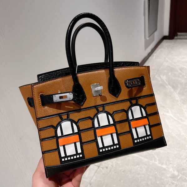 designer dinner bag 2023 new french daytime snow house sewn outside the ep leather with crocodile pattern 25cm
designer dinner bag 2023 new french daytime snow house sewn outside the ep leather with crocodile pattern 25cm