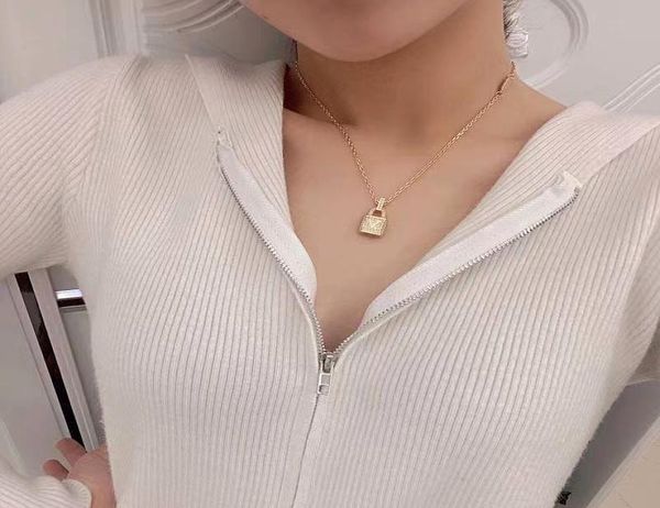 luxurys designers fashion women039s charm jewelry luxurys necklaces small lock temperament clavicle chain gift for girlfriend t3555438, Silver
luxurys designers fashion women039s charm jewelry luxurys necklaces small lock temperament clavicle chain gift for girlfriend t3555438, Silver