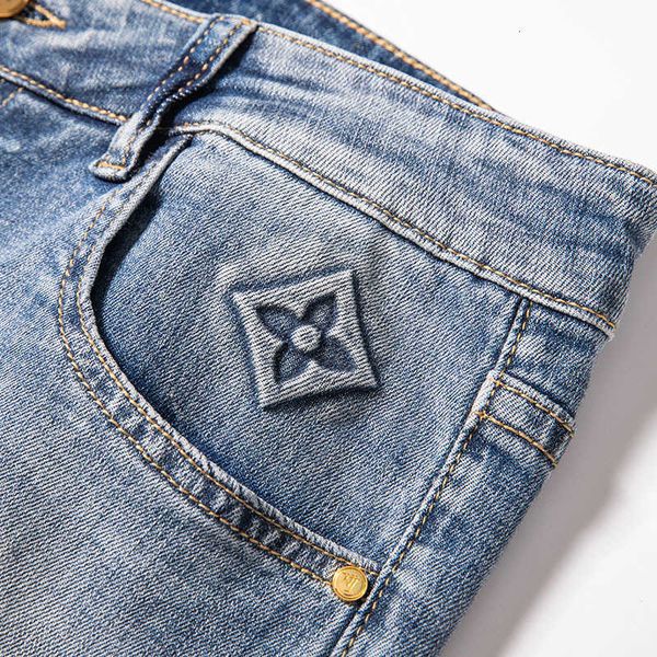 men's jeans designer chao brand light blue jeans men's spring slim small straight embroidery stretch casual pants fafv k83g
men's jeans designer chao brand light blue jeans men's spring slim small straight embroidery stretch casual pants fafv k83g