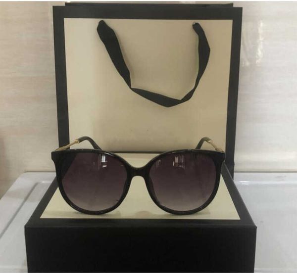 luxury designer sunglasses men eyeglasses outdoor shades pc frame fashion classic lady sun glasses for women, White;black
luxury designer sunglasses men eyeglasses outdoor shades pc frame fashion classic lady sun glasses for women, White;black
