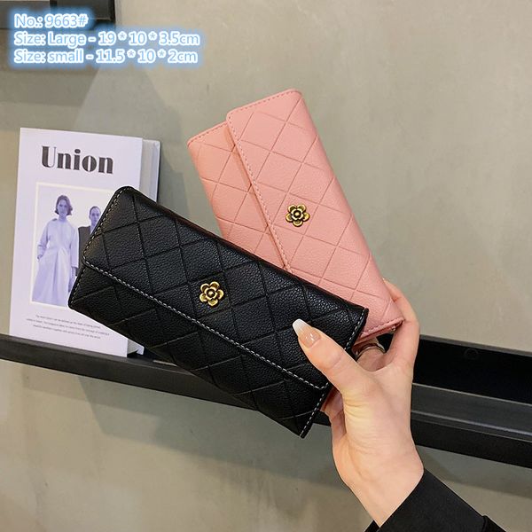 factory wholesale ladies shoulder bags 4 colors classic embossed plaid long wallet flip solid color leather clutch bag elegant joker buckle, Red;black
factory wholesale ladies shoulder bags 4 colors classic embossed plaid long wallet flip solid color leather clutch bag elegant joker buckle, Red;black
