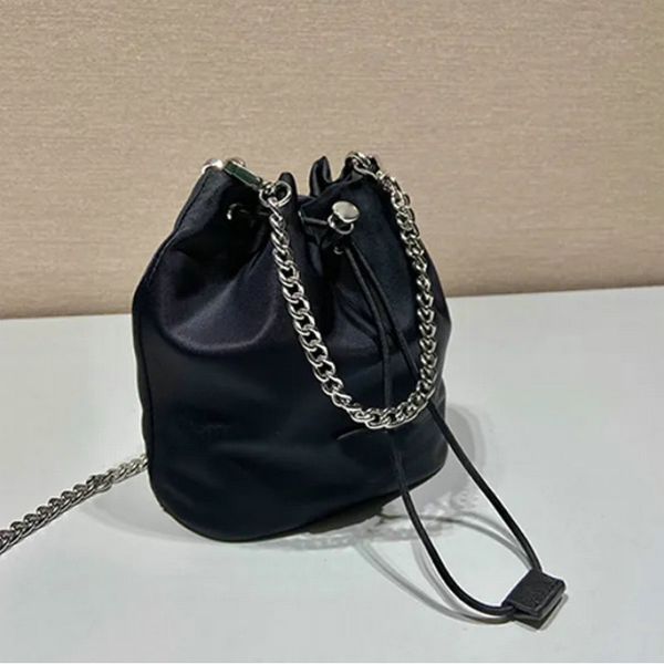 drawstring bags mini bucket bag nylon handbag vintage ladies' chain small crossbody bag shoulder triangle phone purse women's chai
drawstring bags mini bucket bag nylon handbag vintage ladies' chain small crossbody bag shoulder triangle phone purse women's chai