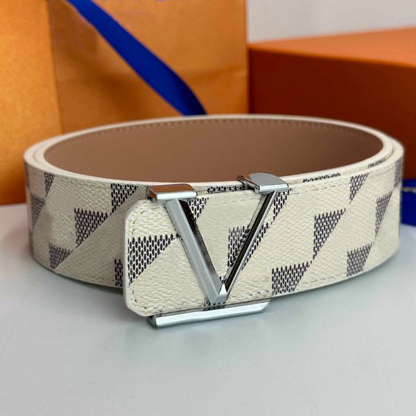 men designer belt classic fashion luxury letter smooth buckle casual belts plaid old flower women leather belt width 4cm 15 options, Black;brown
men designer belt classic fashion luxury letter smooth buckle casual belts plaid old flower women leather belt width 4cm 15 options, Black;brown
